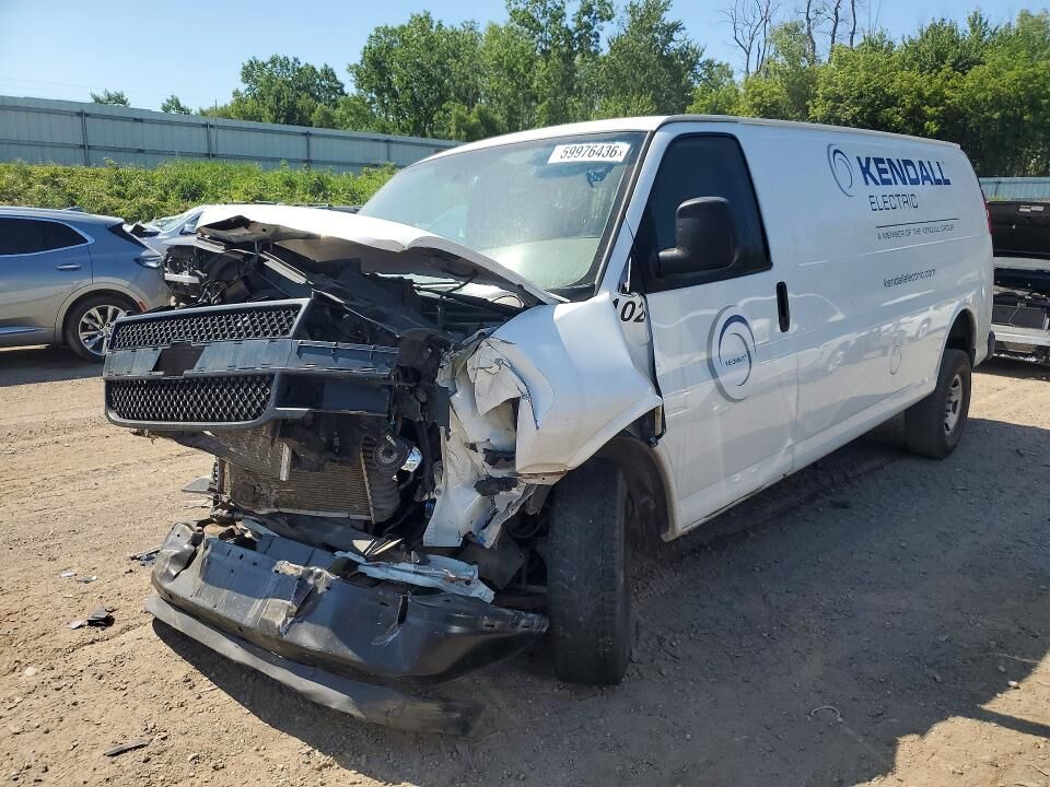 2022 CHEVROLET Express