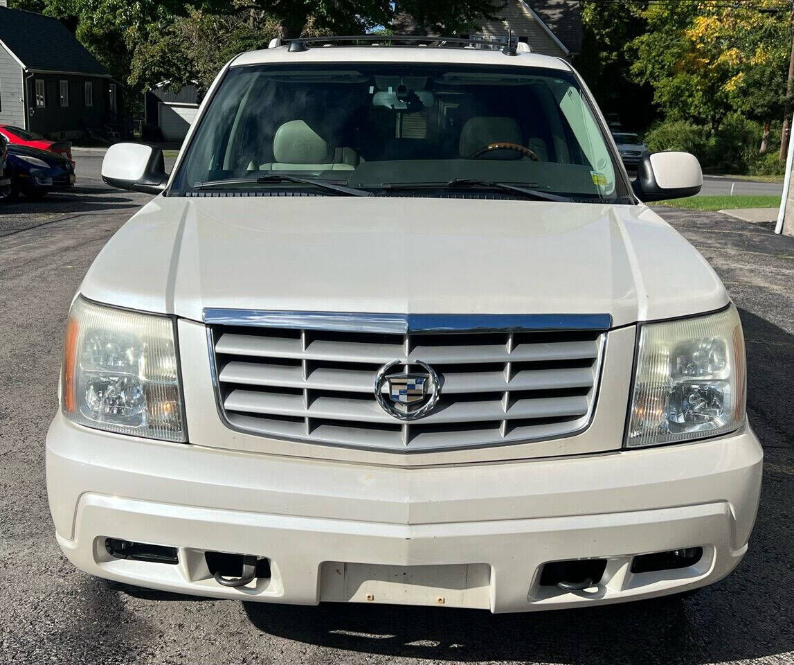 2004 CADILLAC Escalade