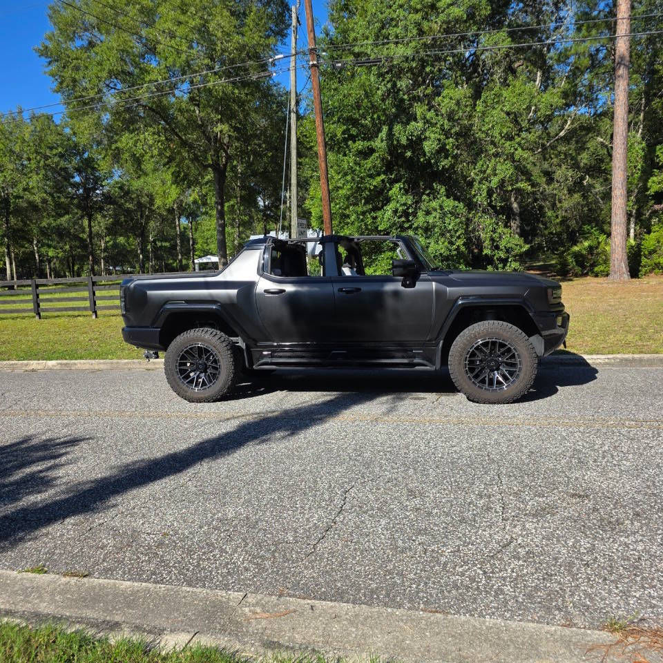 2023 GMC HUMMER