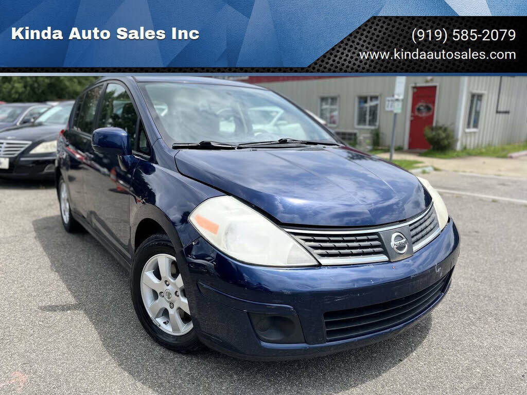 2008 NISSAN Versa