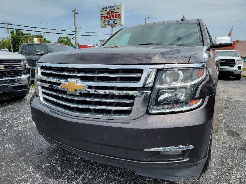 2017 CHEVROLET Suburban