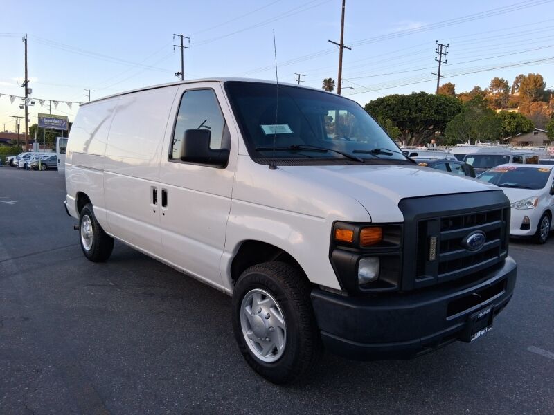 2013 FORD E-150