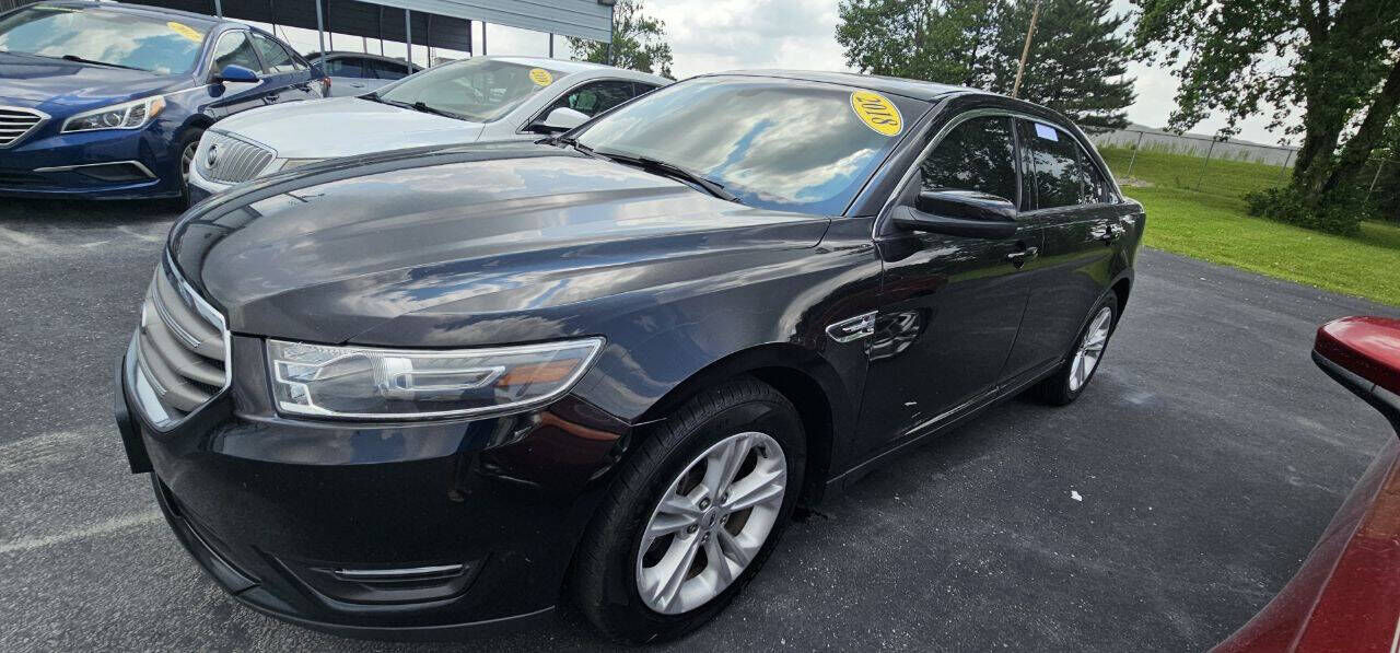 2018 FORD Taurus