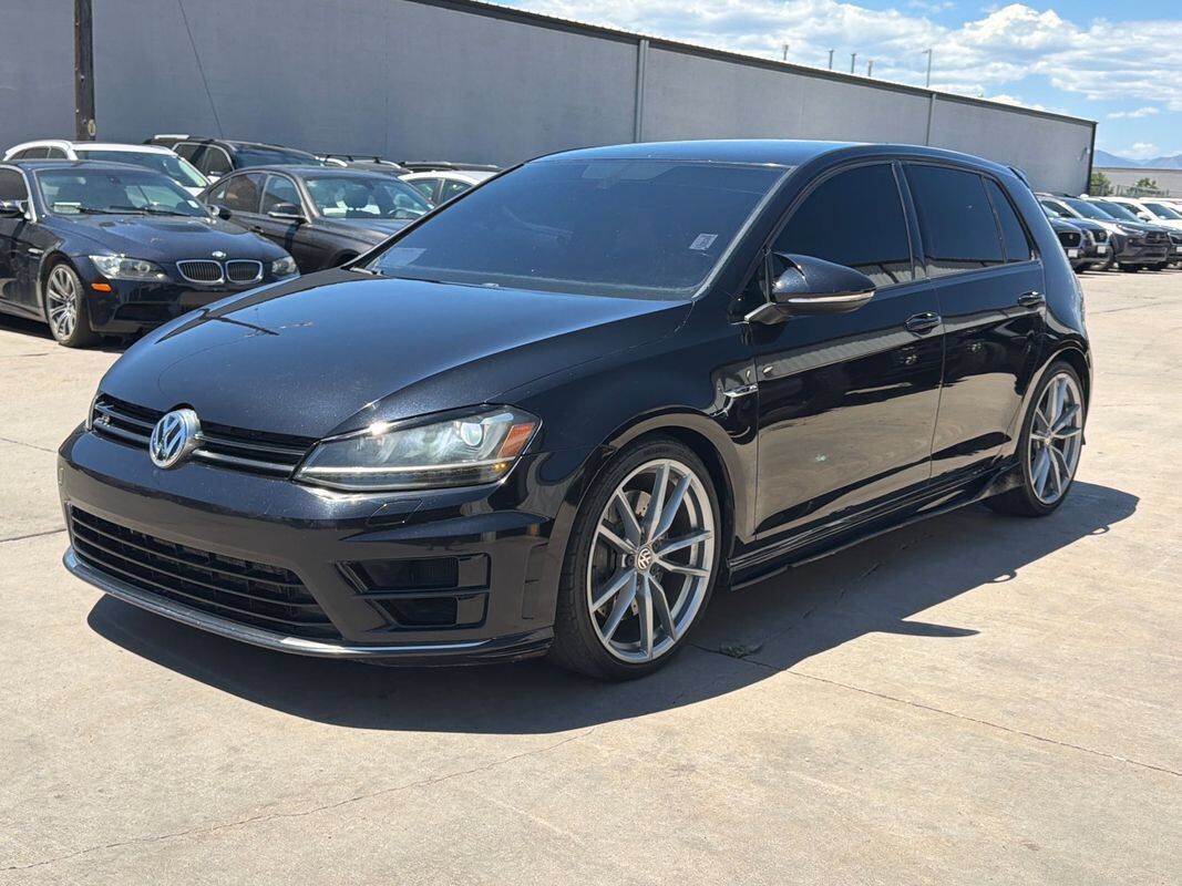 2016 VOLKSWAGEN Golf R