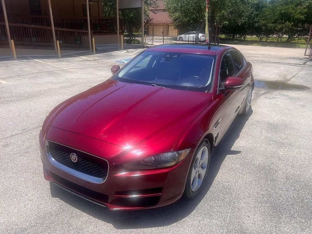 2017 JAGUAR XE