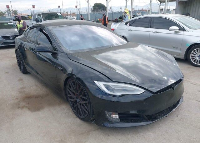 2019 TESLA Model S