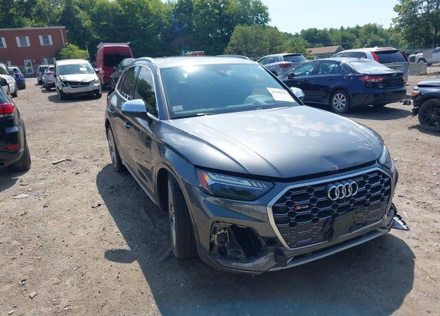 2021 AUDI SQ5