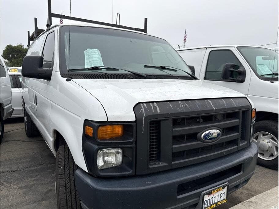 2014 FORD E-250