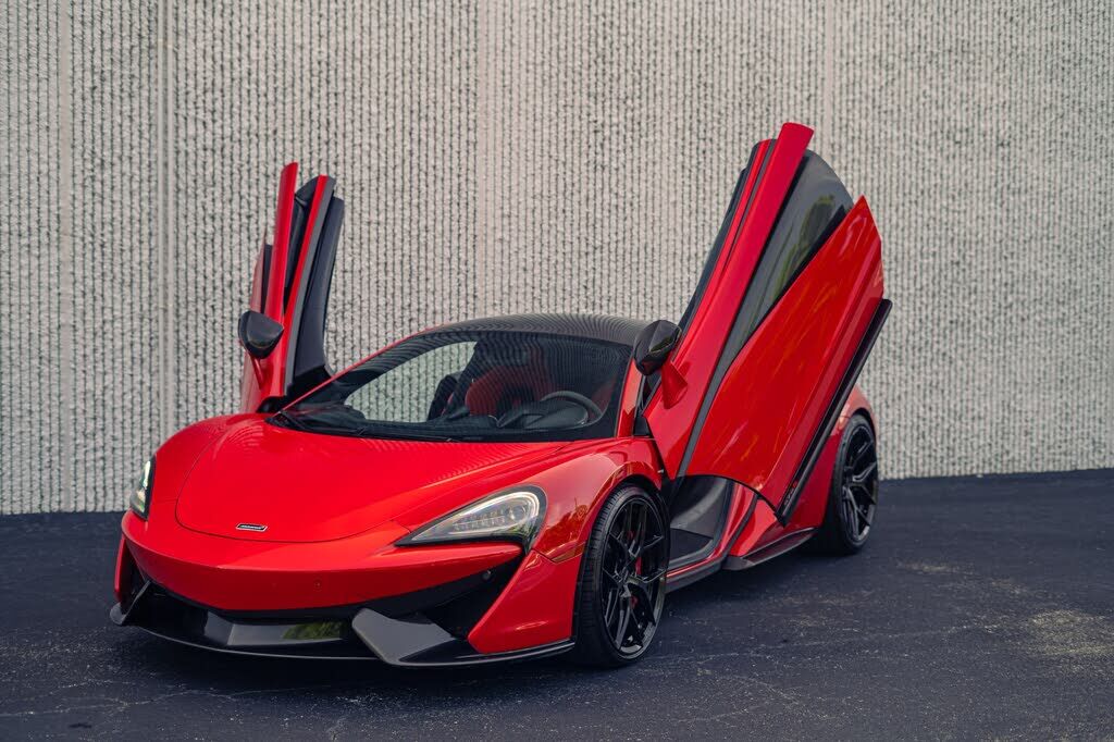 2017 MCLAREN 570S