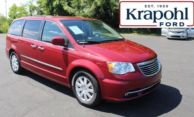 2015 CHRYSLER Town and Country