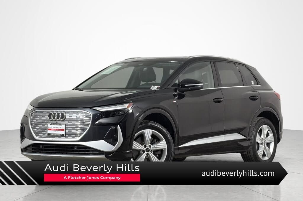 2023 AUDI Q4