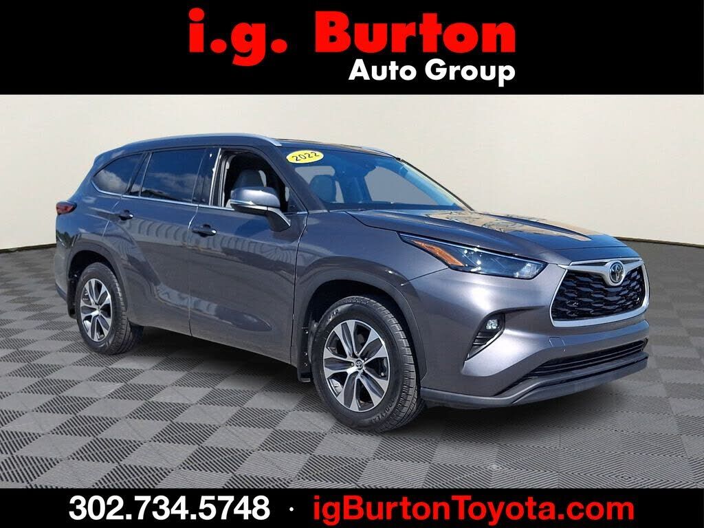 2022 TOYOTA Highlander