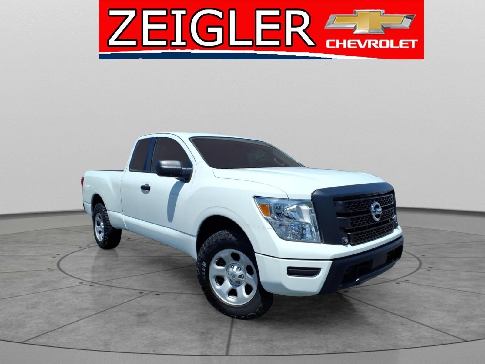 2022 NISSAN Titan