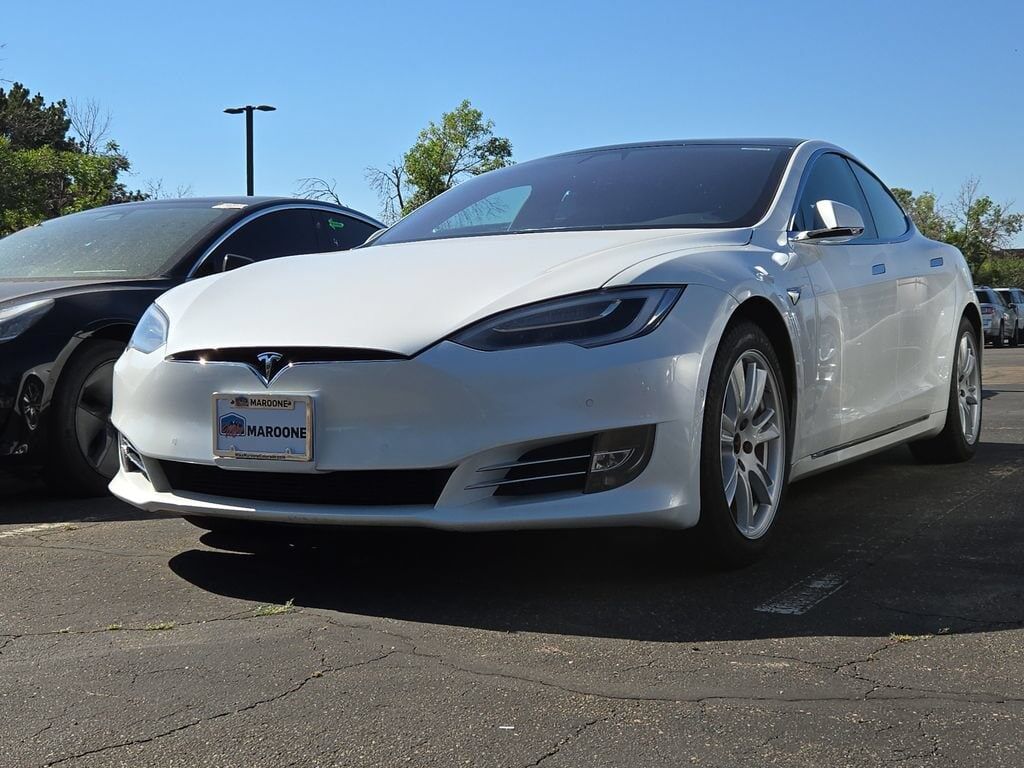 2021 TESLA Model S