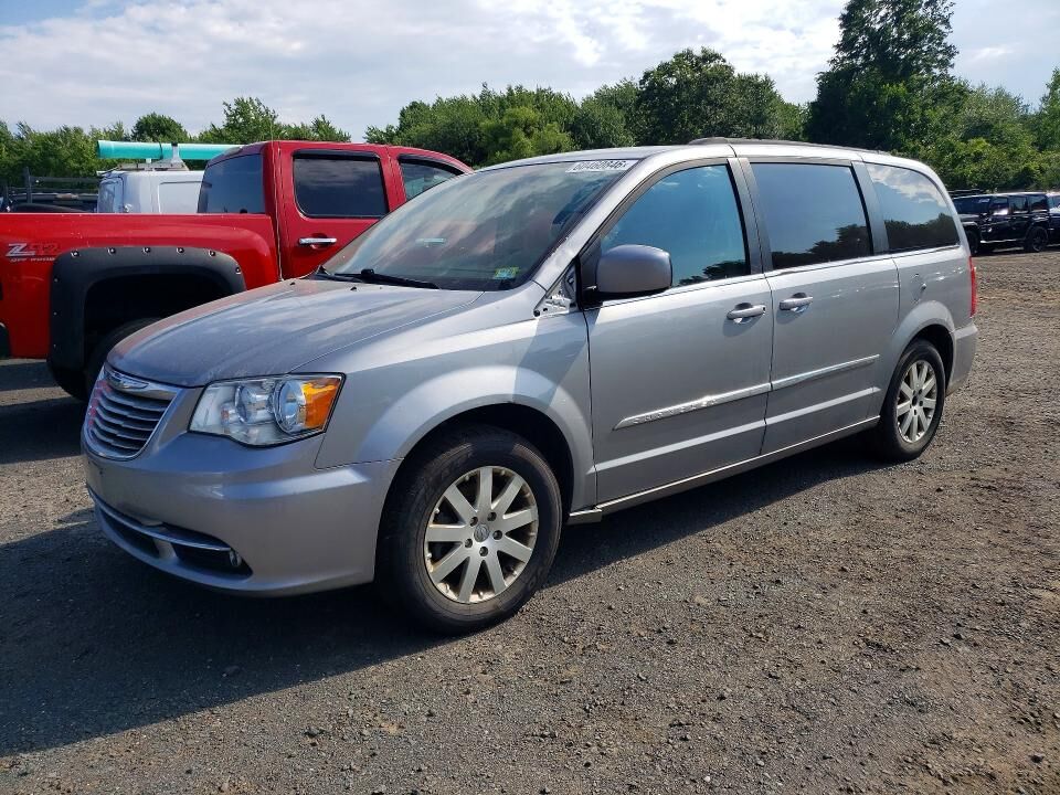 2016 CHRYSLER Town and Country