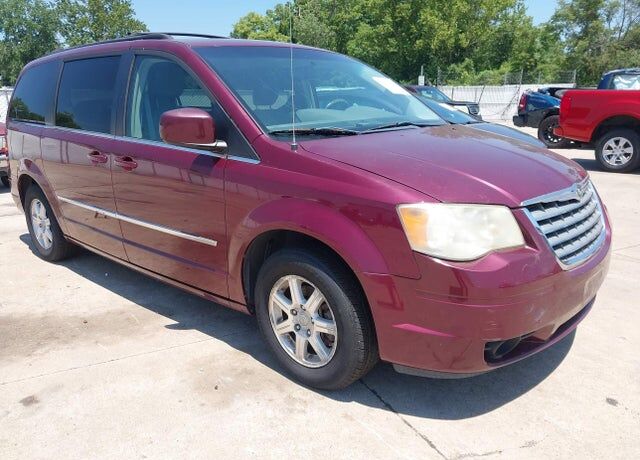 2009 CHRYSLER Town and Country