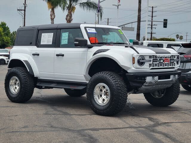 2023 FORD Bronco