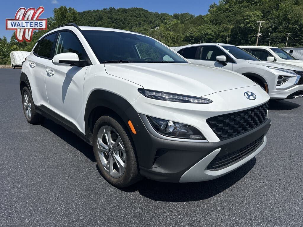 2023 HYUNDAI Kona