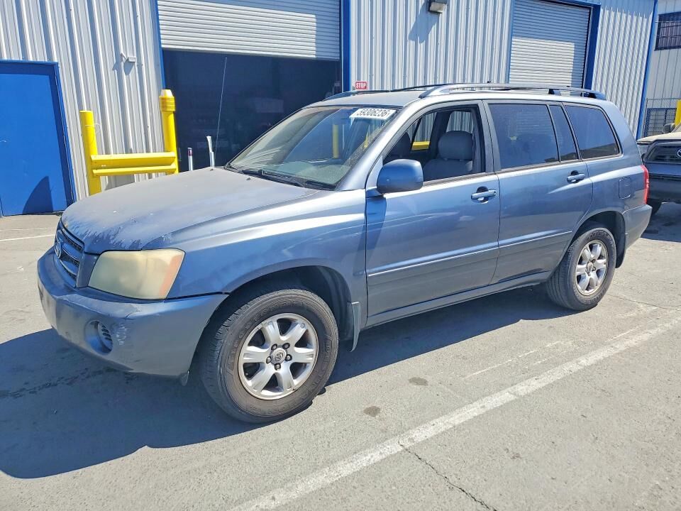 2003 TOYOTA Highlander