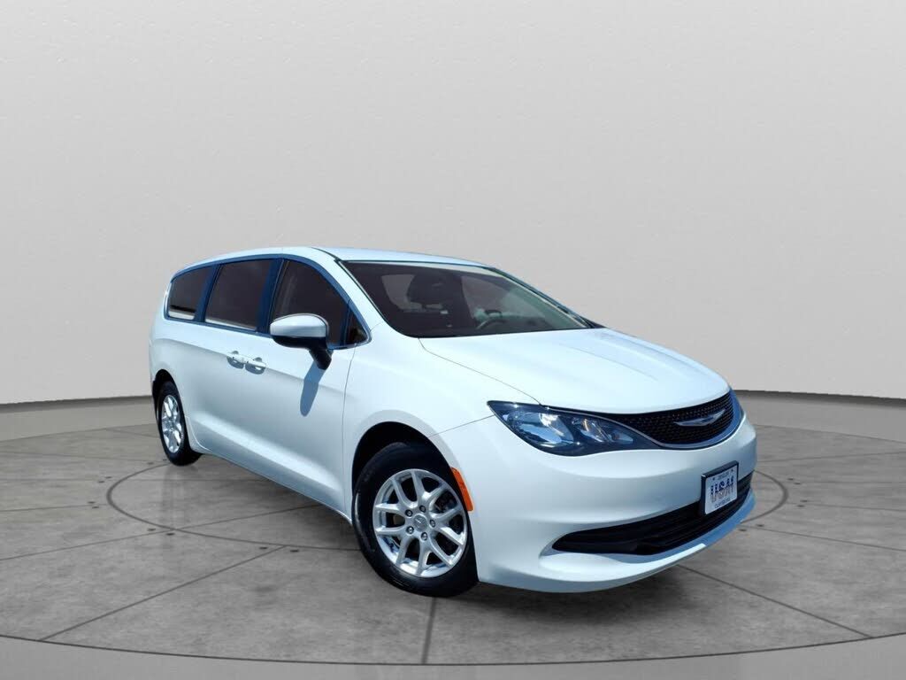 2017 CHRYSLER Pacifica