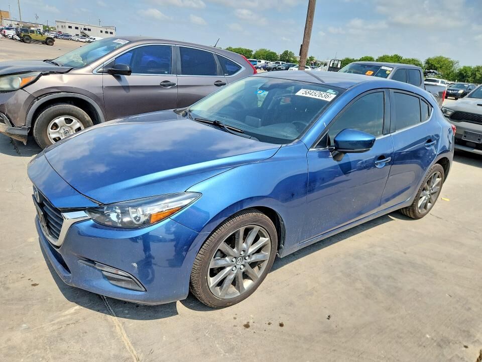 2018 MAZDA Mazda3