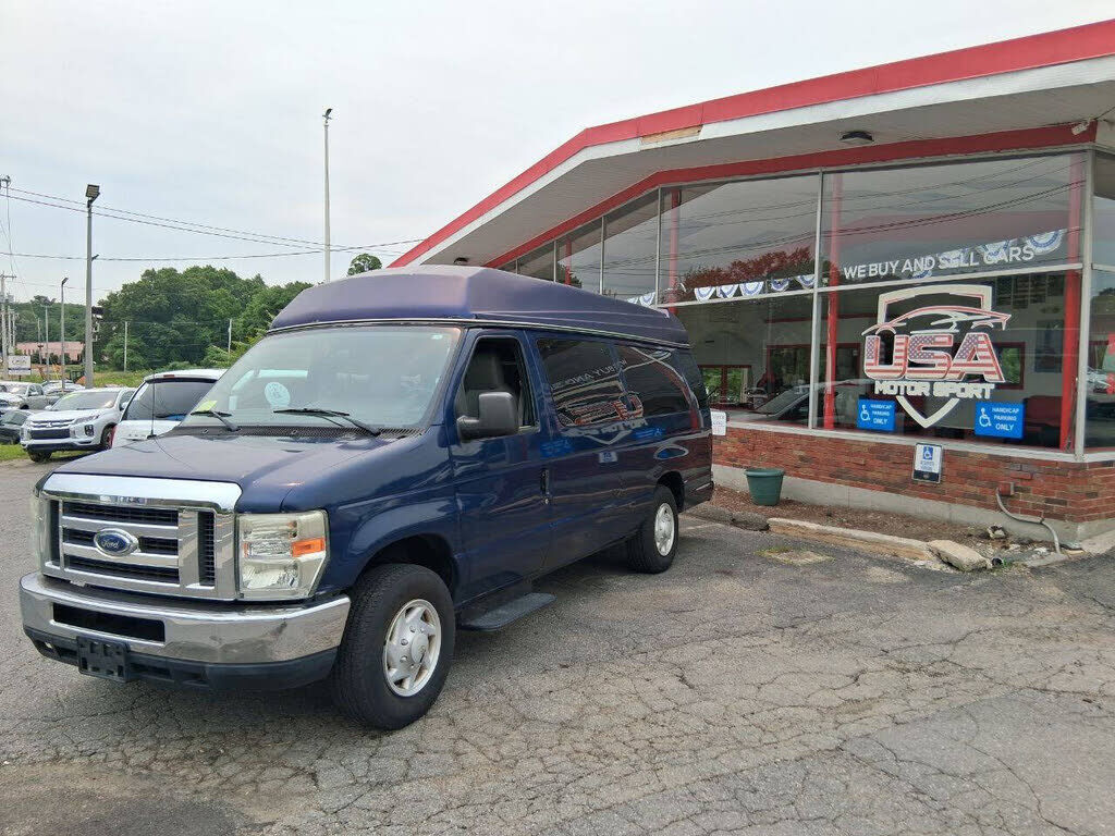 2009 FORD E-250