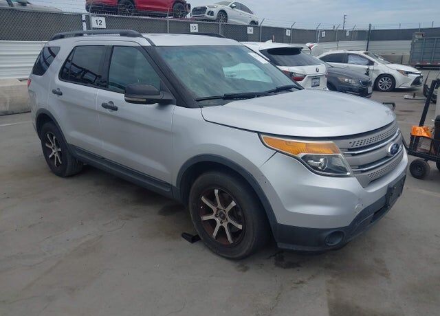 2013 FORD Explorer
