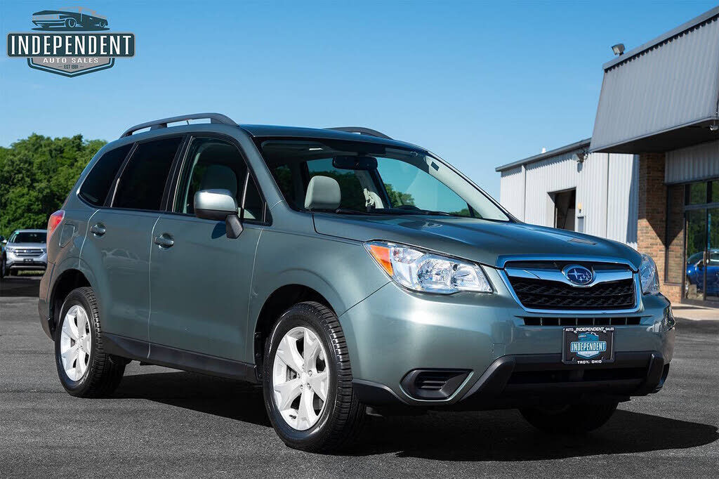 2015 SUBARU Forester