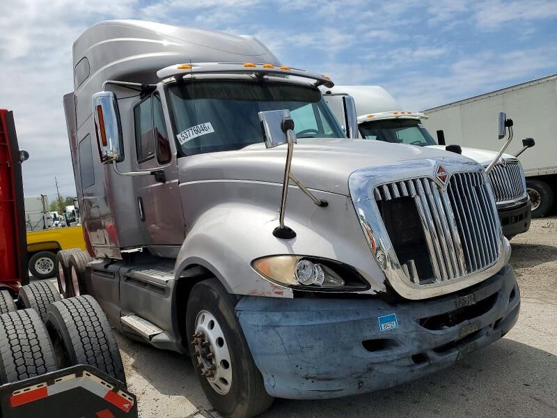 2016 INTERNATIONAL LF687