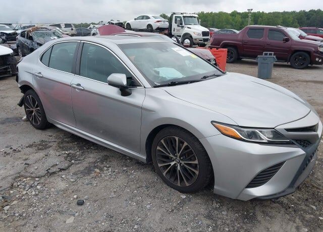 2018 TOYOTA Camry