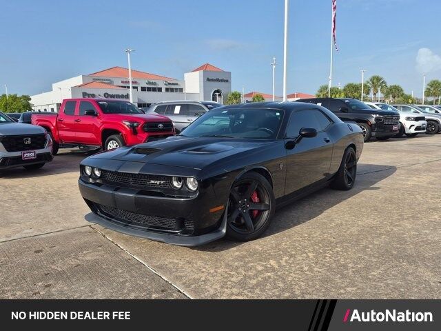 2017 DODGE Challenger