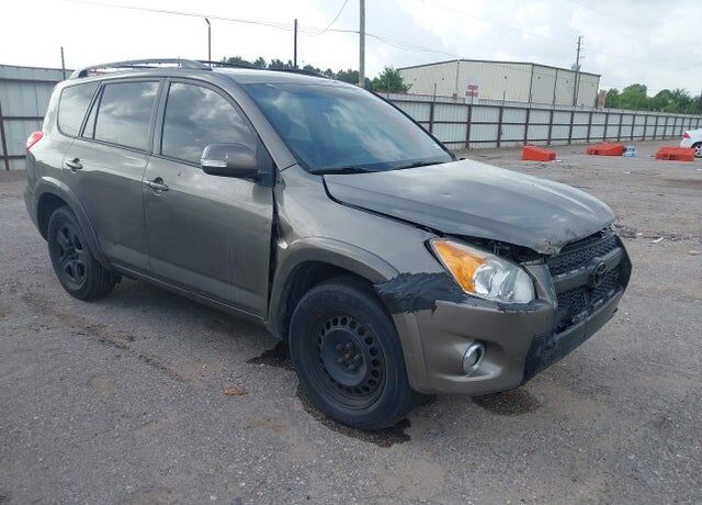 2011 TOYOTA RAV4