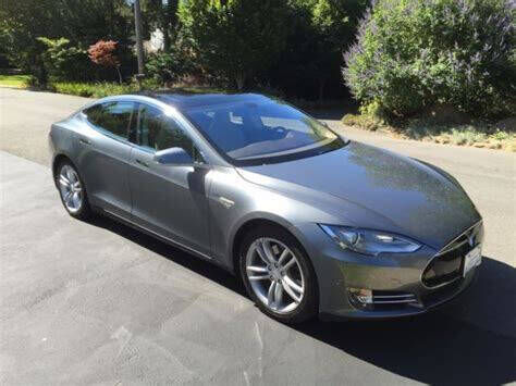 2013 TESLA Model S