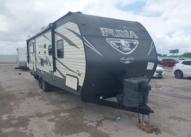 2017 FOREST RIVER Puma Towables
