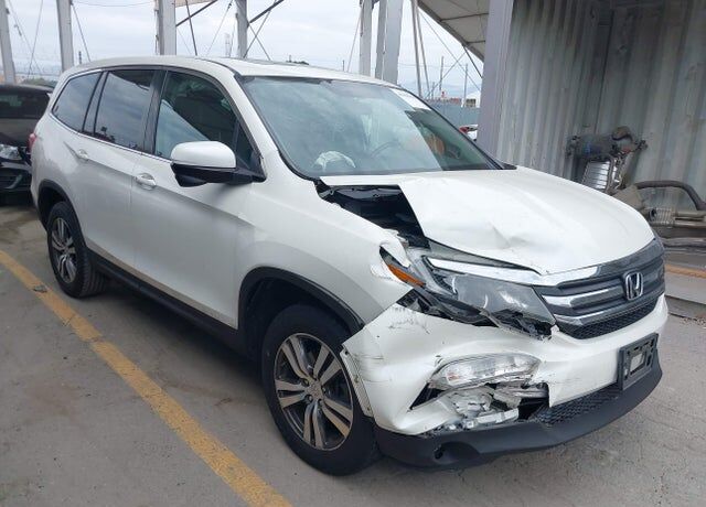 2017 HONDA Pilot