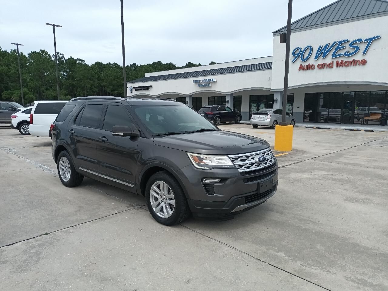 2019 FORD Explorer
