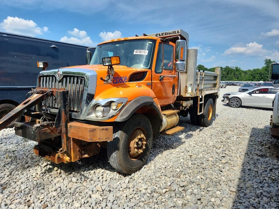 2008 INTERNATIONAL SA525