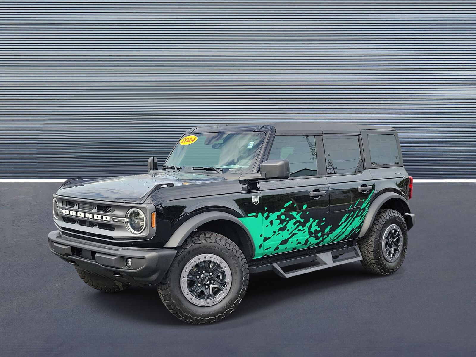 2024 FORD Bronco
