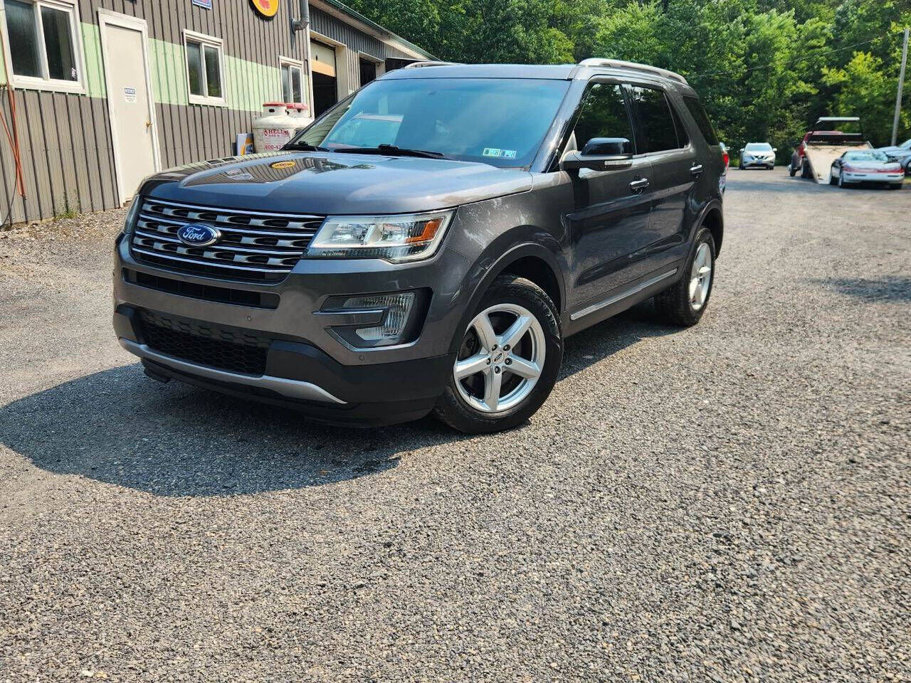 2017 FORD Explorer