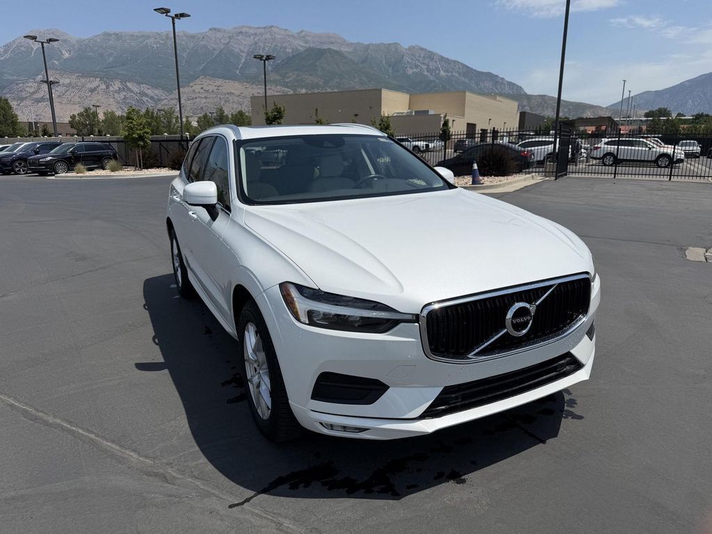 2021 VOLVO XC60