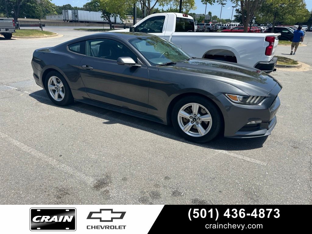 2017 FORD Mustang