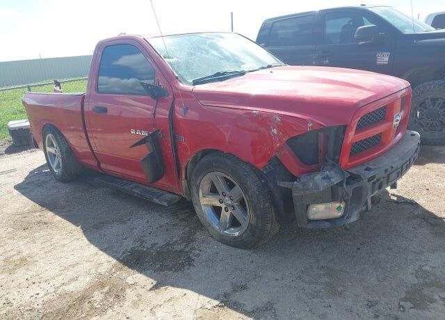 2012 DODGE Ram