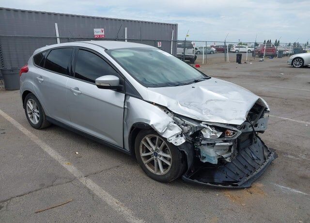 2017 FORD Focus
