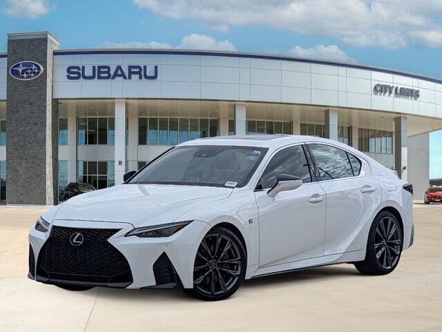 2022 LEXUS IS