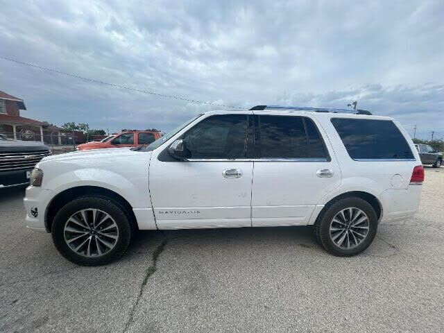2015 LINCOLN Navigator