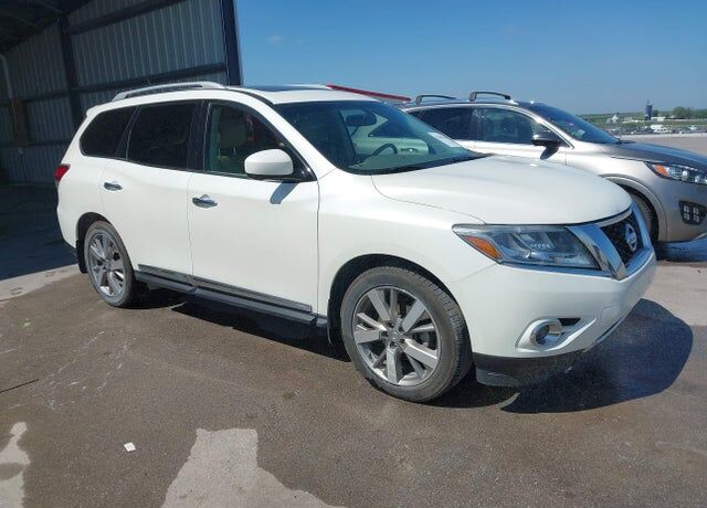 2015 NISSAN Pathfinder