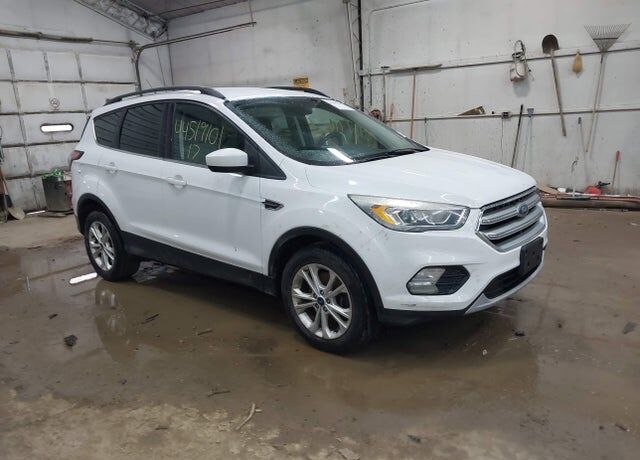 2017 FORD Escape