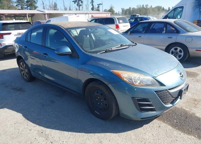 2010 MAZDA Mazda3