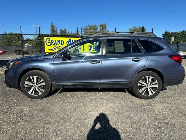 2018 SUBARU Outback