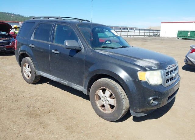 2011 FORD Escape
